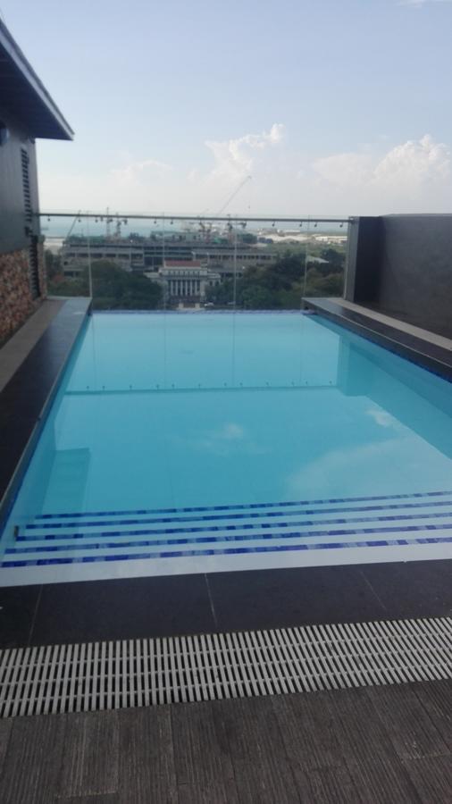 Yulz 516 At Cityscape Bacolod Exteriör bild